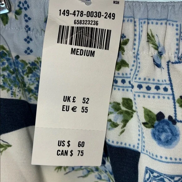 Floral Patchwork pullon shorts from
Abercrombie and fitch. - Picture 3 of 3